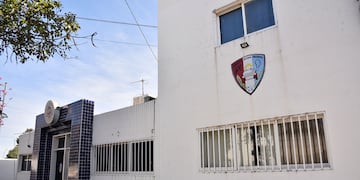 Atacaron la comisaria de barrio San Jorge, en Córdoba.