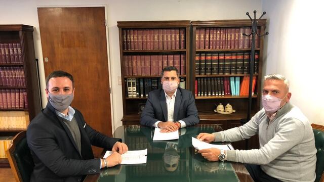 El rector, Dr. Germán Oestmann, viajó hasta la Ciudad de Buenos Aires.