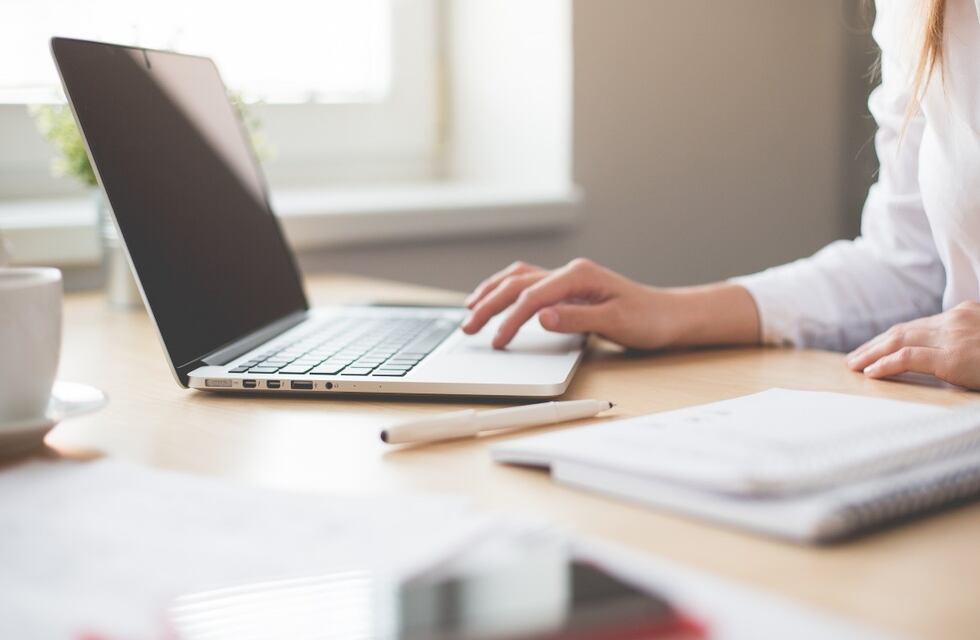 Asociaciones de medios piden que se valore el periodismo profesional del ecosistema digital