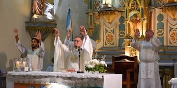 Expulsaron de la Iglesia Católica a un reconocido cura párroco de Córdoba.