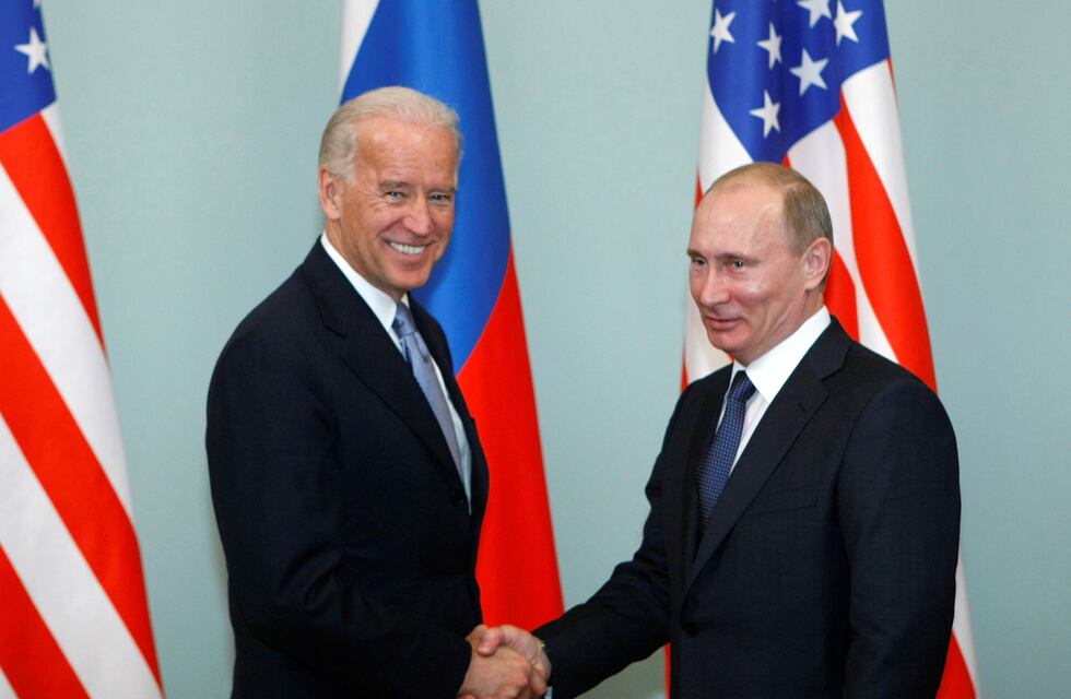 En su primera charla, Biden y Putin hablaron de armas nucleares, Ucrania, Irán, energía y el opositor Navalny