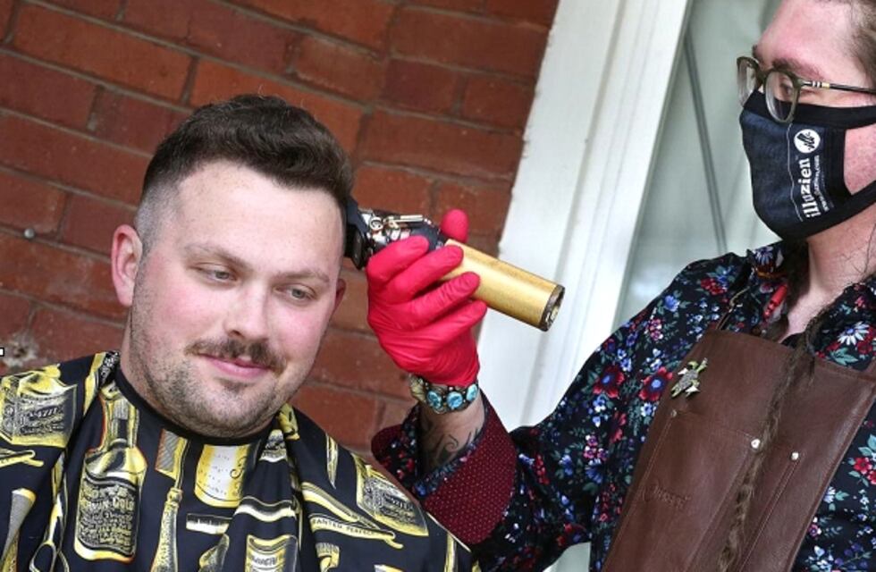 Día del peluquero: Los papás mendocinos se animan a cortes de famosos