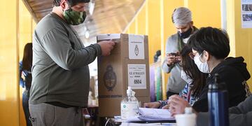 Las elecciones legislativas generales son el domingo 14 de noviembre.