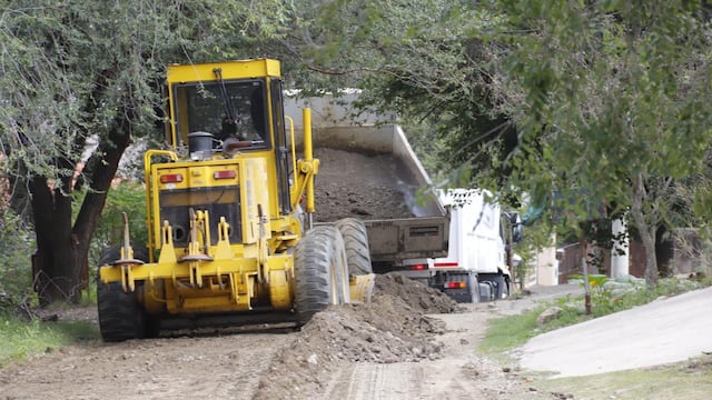 Limpieza y mantenimiento en Carlos Paz, a casi una semana del temporal.