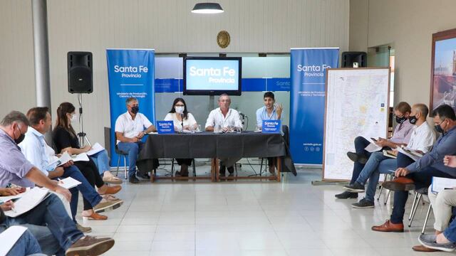 Entidades que representan a los productores asistieron al encuentro con funcionarios del Gobierno.