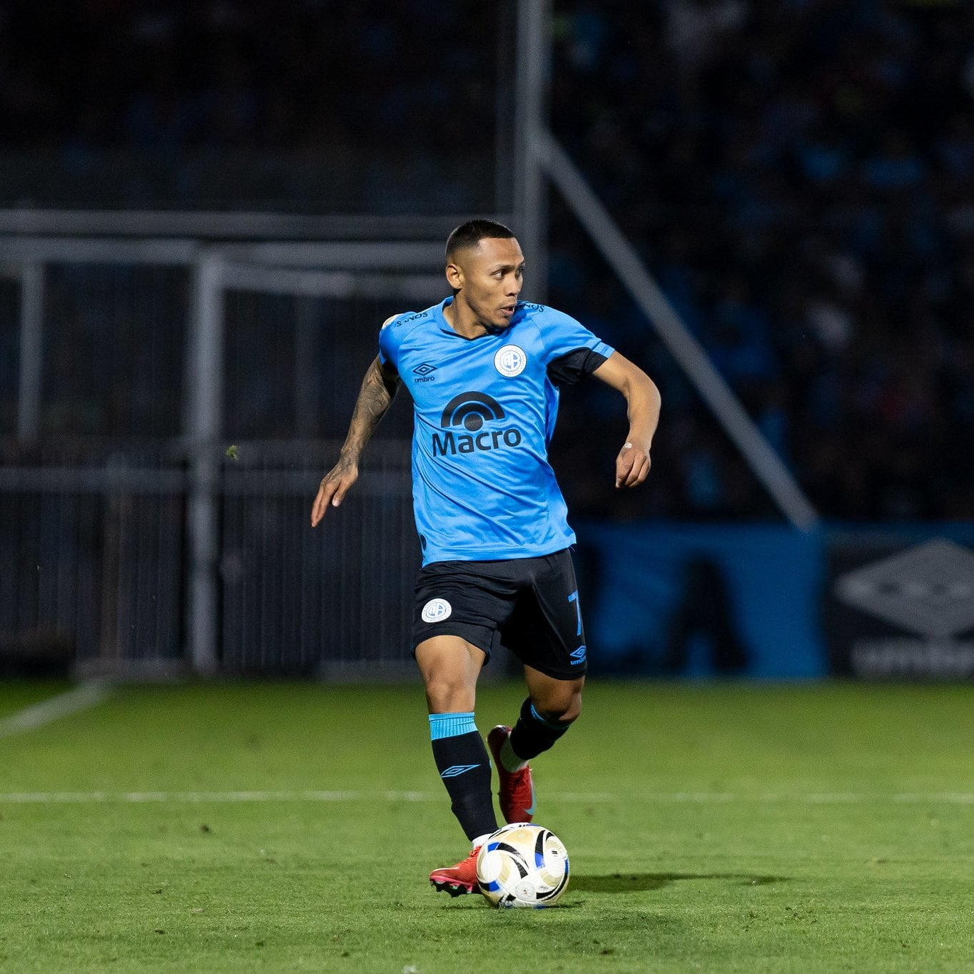 Bryan Reyna se suma a su selección en una gira europea por la fecha Fifa de noviembre (Prensa Belgrano).