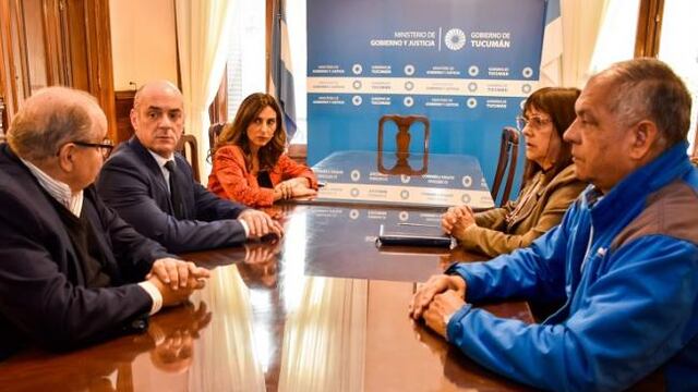 Acuerdo paritario: representantes de APEMyS y de AMET dialogaron con el gobierno en el marco de la cláusula de revisión de inflación