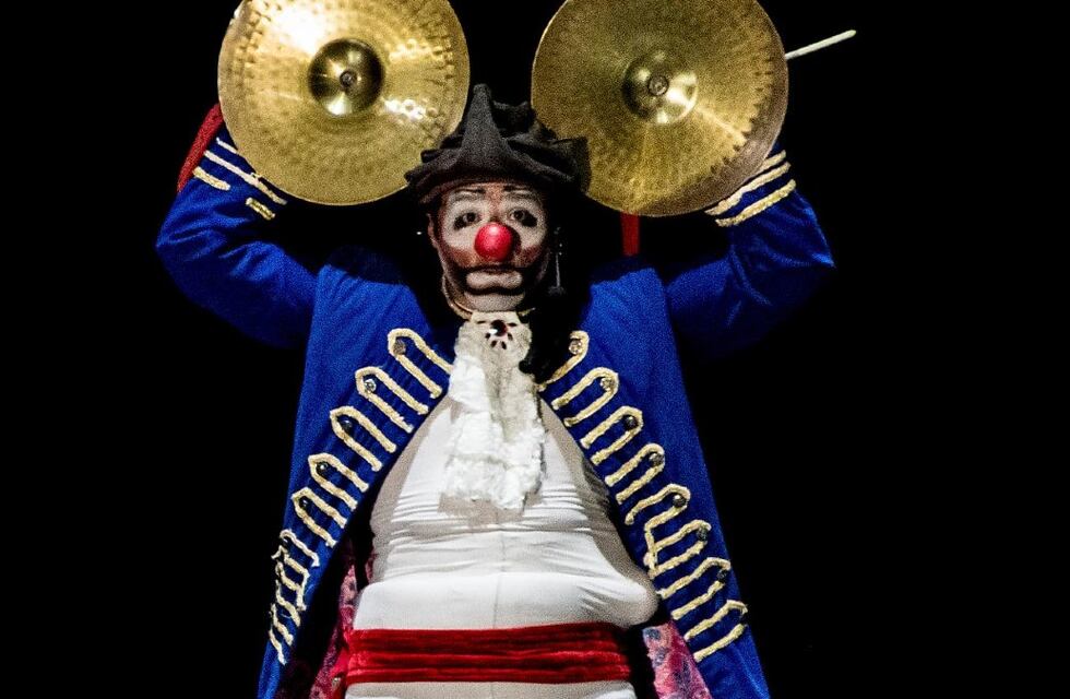 Río Cuarto: el circo quedó varado y hoy festeja el nacimiento de una beba