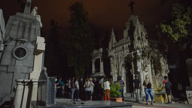 Bodegueros y Olvidados las dos temáticas que tendrán sendas visitas guiadas nocturnas al cementerio de la Ciudad de Mendoza durante este mes de diciembre. Gentileza MCM