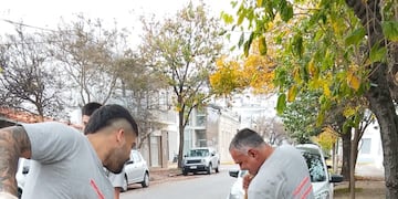 Limpieza de las calles de Rafaela en el marco del otoño