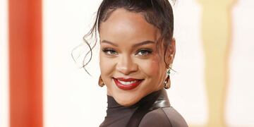 Infartante: Rihanna mostró que la lencería color pastel le queda muy bien
