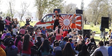 Carlos Paz. Día de los Jardines de Infantes