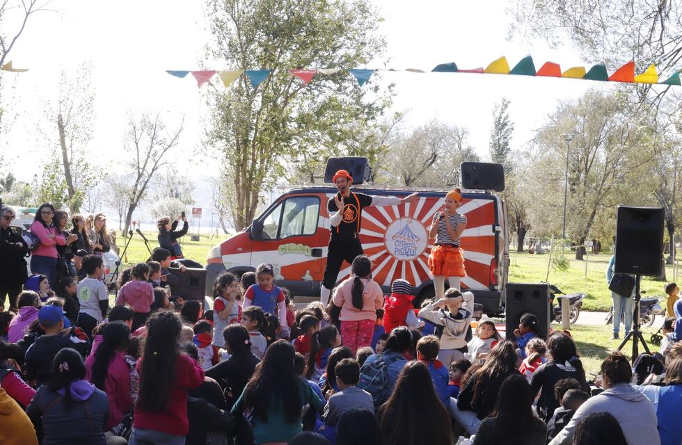 Celebración del Día de los Jardines de Infantes en Villa Carlos Paz