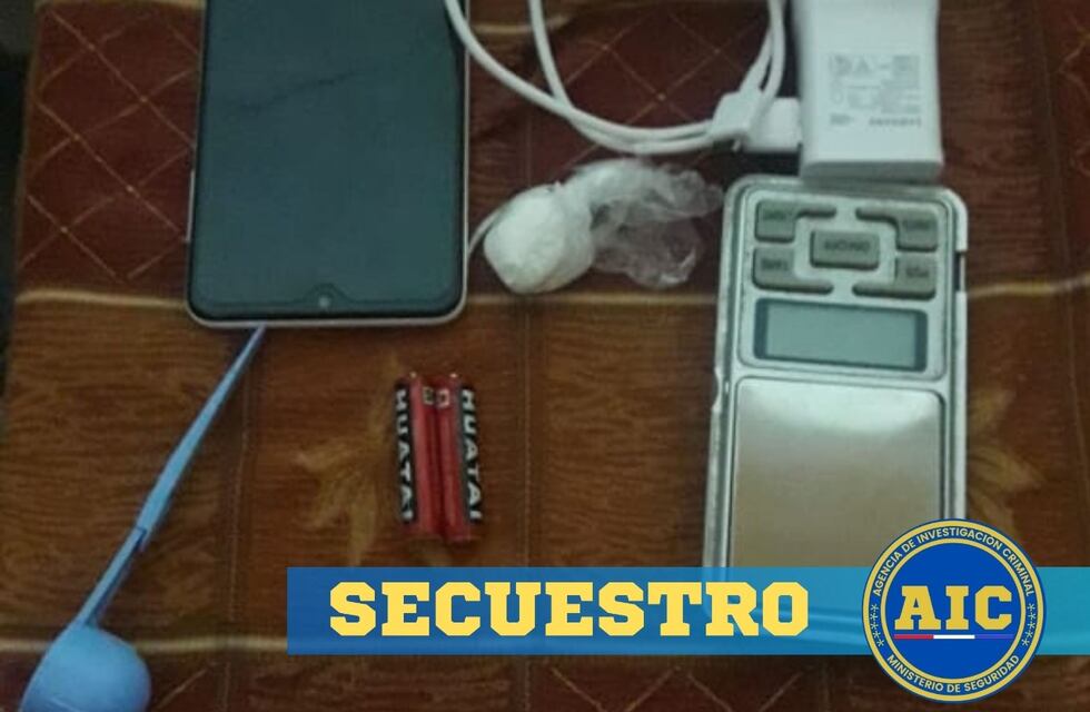 ¿Volvió el plan canje? Le robó el celular a su novia y lo cambió por droga