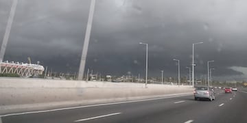 Fuerte lluvia y caída de granizo en gran parte de Córdoba.