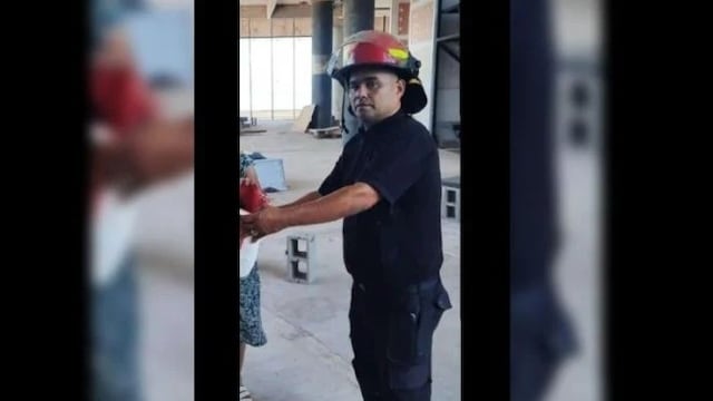Un bombero de la Policía de Misiones falleció mientras combatía un incendio en Posadas.