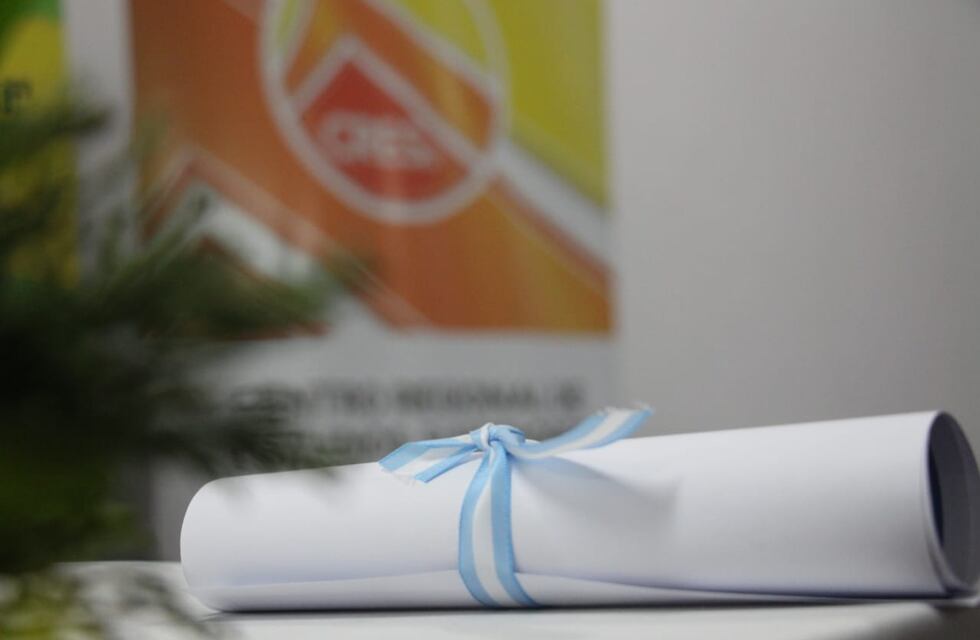 Centro Regional de Estudios Superiores de Tres Arroyos: Acto de Colación de Grado