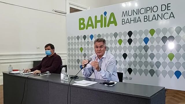 Gay habló con Nación para solicitar profesionales de la salud e insumos para los Hospitales Militares