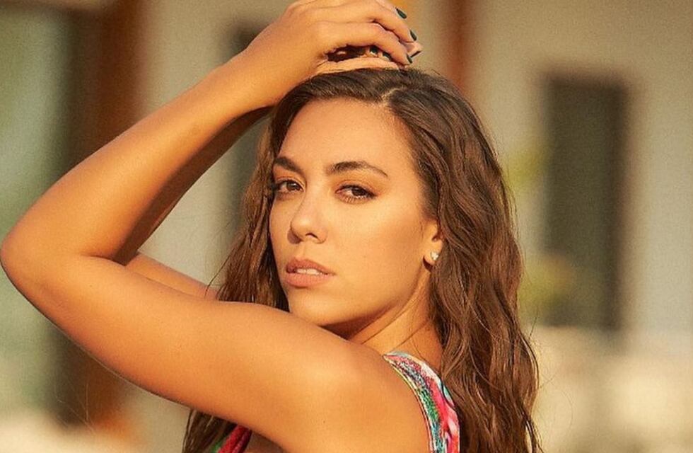 Diosa retro: Floppy Tesouro impone un look diferente para entrenar