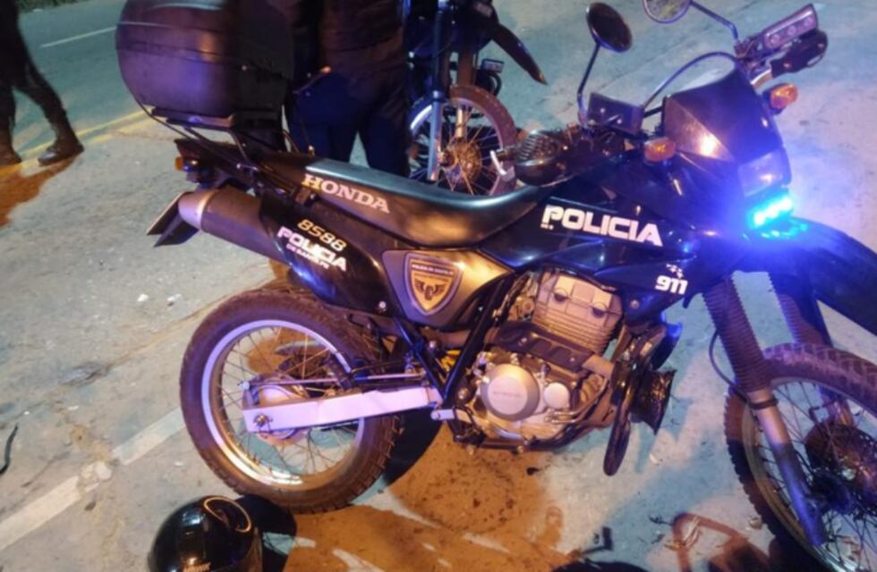 Un joven policía murió en un choque durante una frenética persecución en Rosario