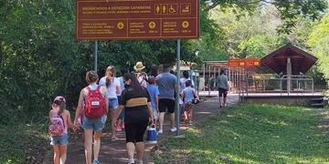 La visita es diagramada para evitar que aglomeraciones de personas.