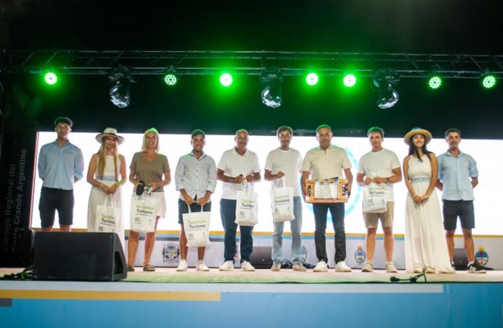Regino Amado en Pinamar en el encuentro con la Junta Ejecutiva del Norte Grande