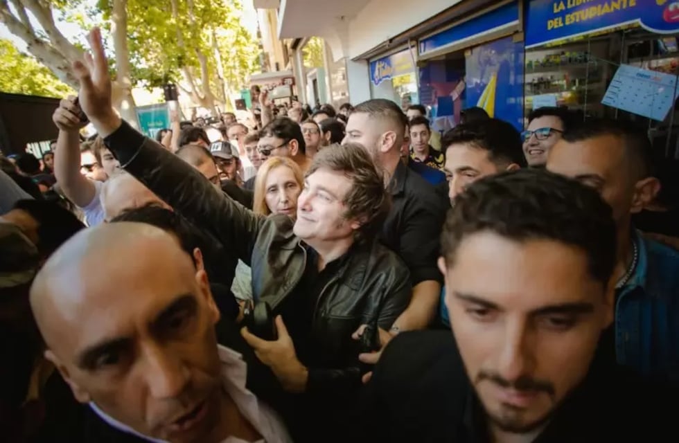 Videos: Qué pasó con Javier Milei y Lilia Lemoine en la visita de los libertarios en San Juan