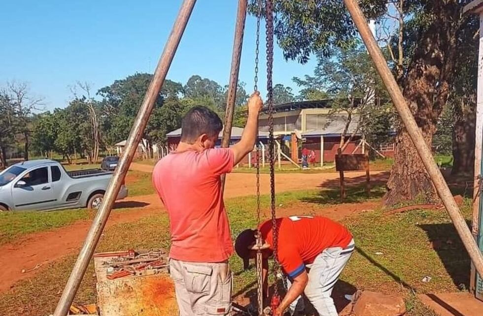 Brindaron asistencia a una escuela de la aldea Yriapu en Puerto Iguazú