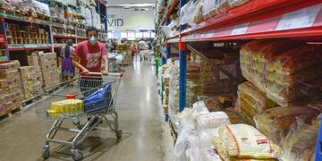 Desabastecimiento en algunos supermercado
Foto: Nicolás Rios / Los Andes