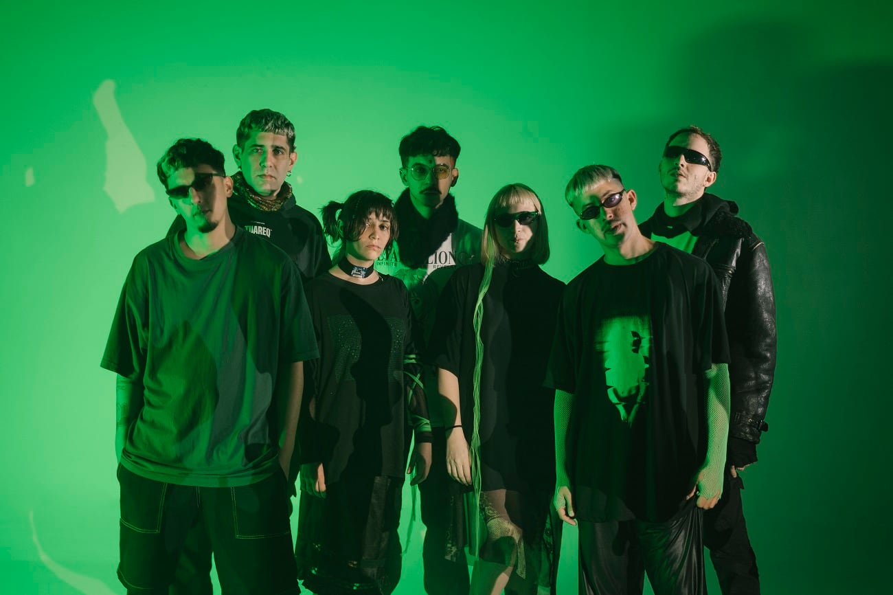 Rosa Profunda presenta su segundo disco con un show tan visual como musical. (Prensa Rosa Profunda/Mica Zeni).