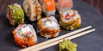 El sushi es una receta japonesa.