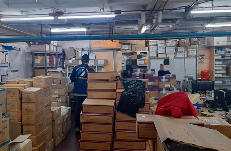 Robo de medicamentos: allanaron la farmacia del Hospital San Martín y una distribuidora