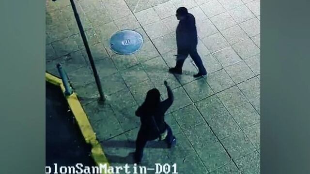 Fueron captados mientras se golpeaban en la plaza 9 de Julio de Posadas y quedaron detenidos.