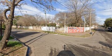El crimen tuvo lugar cerca del cruce de Rivadavia y General López. (Google Street View)