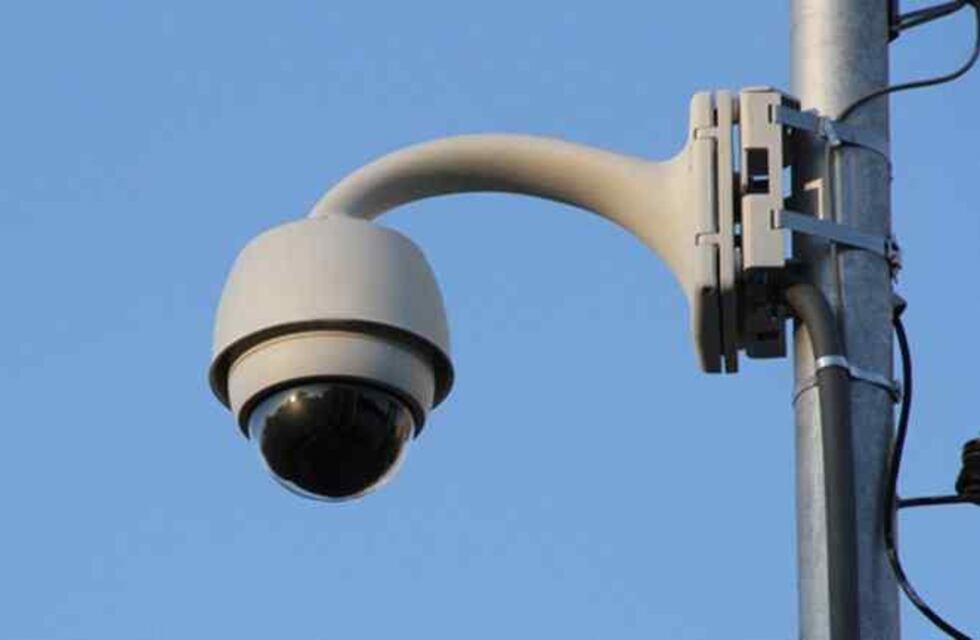 Equipan con mas cámaras domo a la ciudad