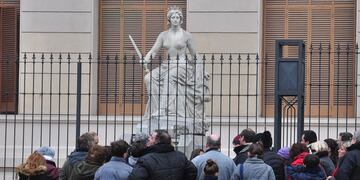 La Justicia, obra de la escultora Lola Mora que atesora la provincia de Jujuy.