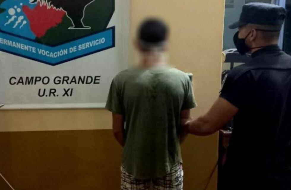 Campo Grande: un menor acuchilló a su hermano, escapó y lo atraparon