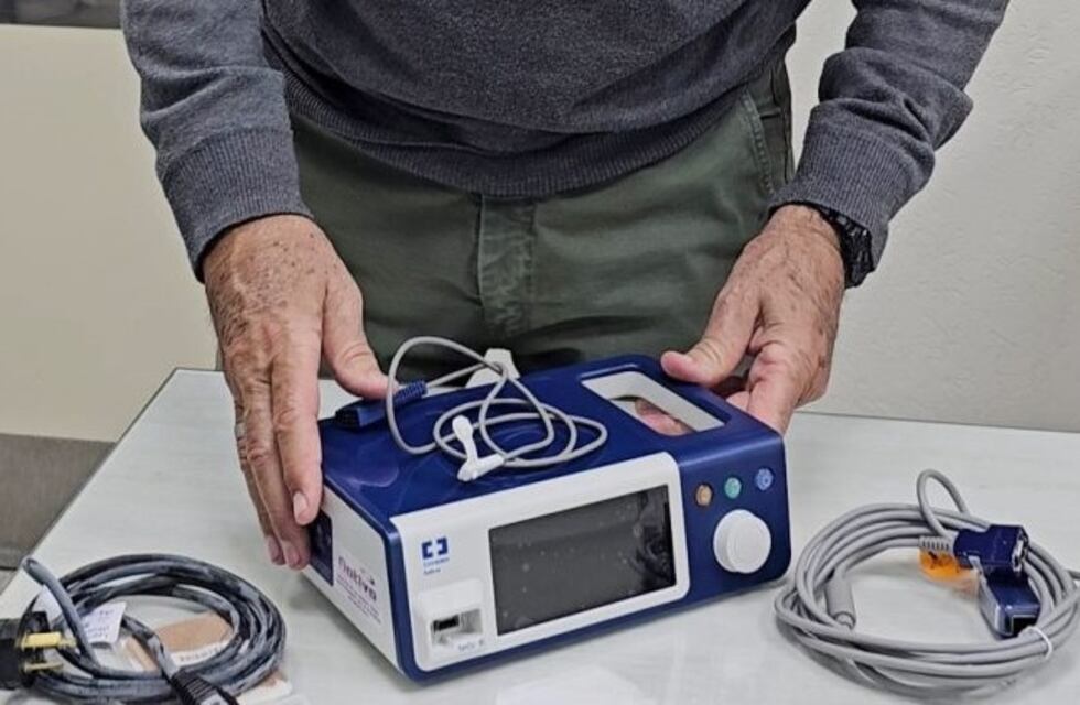 El Hospital de Arroyito recibió un Oxímetro de Pulso, Saturómetro Pediátrico y Neonatal