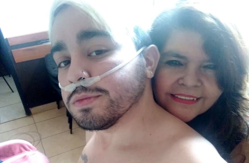 Culminó la cirugía de trasplante bipulmonar de Ezequiel Galeano y según el parte médico fue un éxito