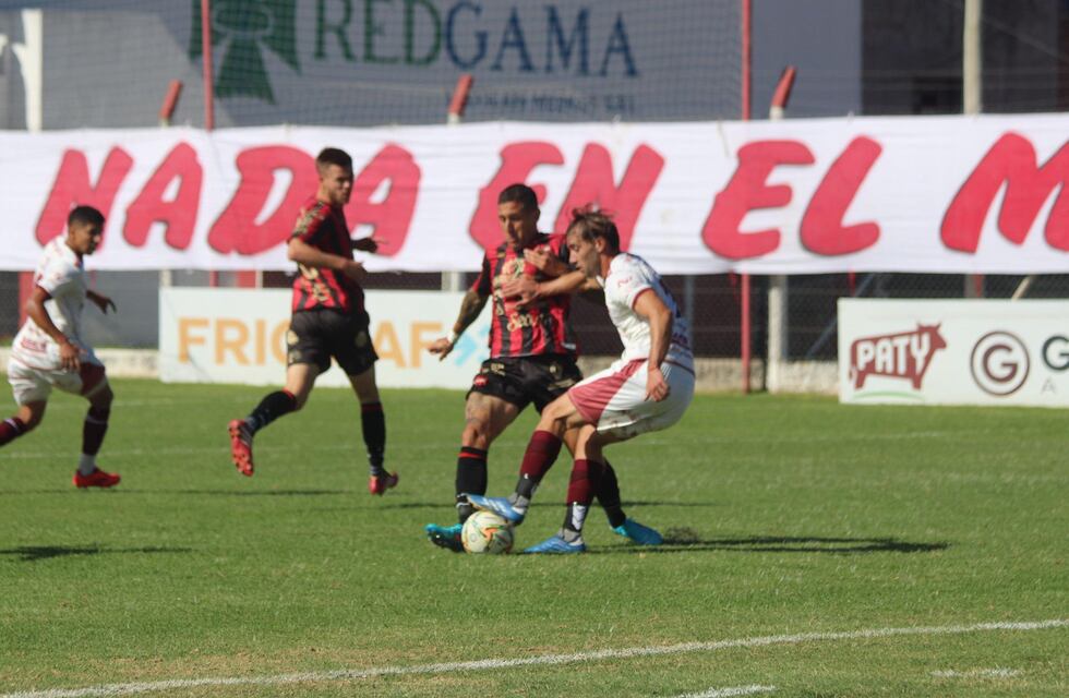 Cuarta derrota consecutiva del 9 y un DT en la cuerda floja