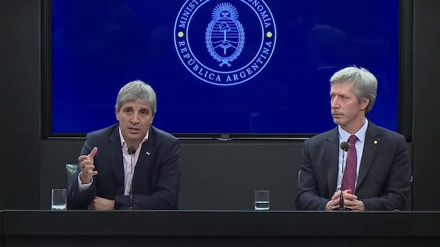 El ministro de Economía, Luis Caputo, y el titular del Banco Central, Santiago Bausili. Foto NA: CAPTURA DE VIDEO