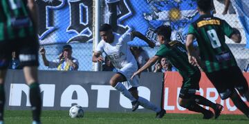 Racing igualó 0 a 0 en Nueva Italia con San Martín de San Juan (Ramiro Pereyra / La Voz).