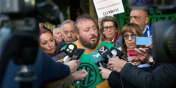 En la Subsecretaría de Trabajo, se presentarán las ofertas para los sectores de los no profesionales de la Salud (régimen 15), así como también Parques y Paseos Públicos, Guardaparques, Régimen 35 y Ecoparque.
