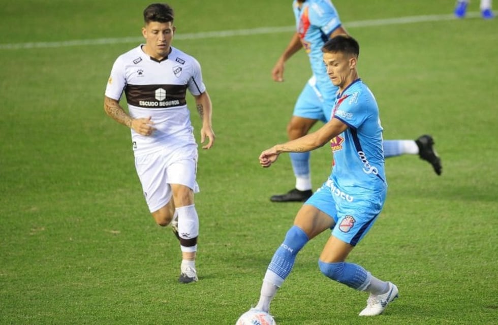 Arsenal y Platense igualaron sin goles y aburrieron en Sarandí