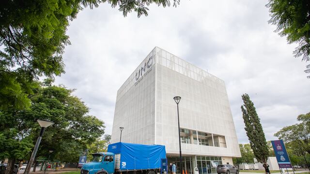 Universidad Nacional de Córdoba.