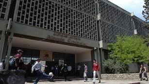 Hay focos infecciosos de dengue en dos escuelas de Córdoba.