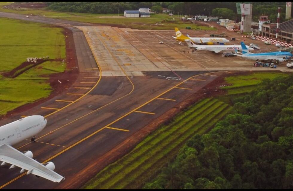 Desde noviembre habilitarán dos vuelos semanales a Tucumán desde Puerto Iguazú