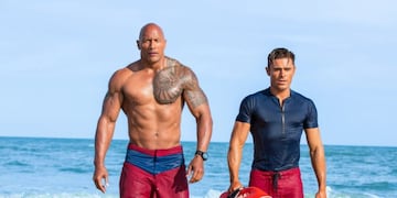 Baywatch: Guardianes de la bahía disponible en Netflix.