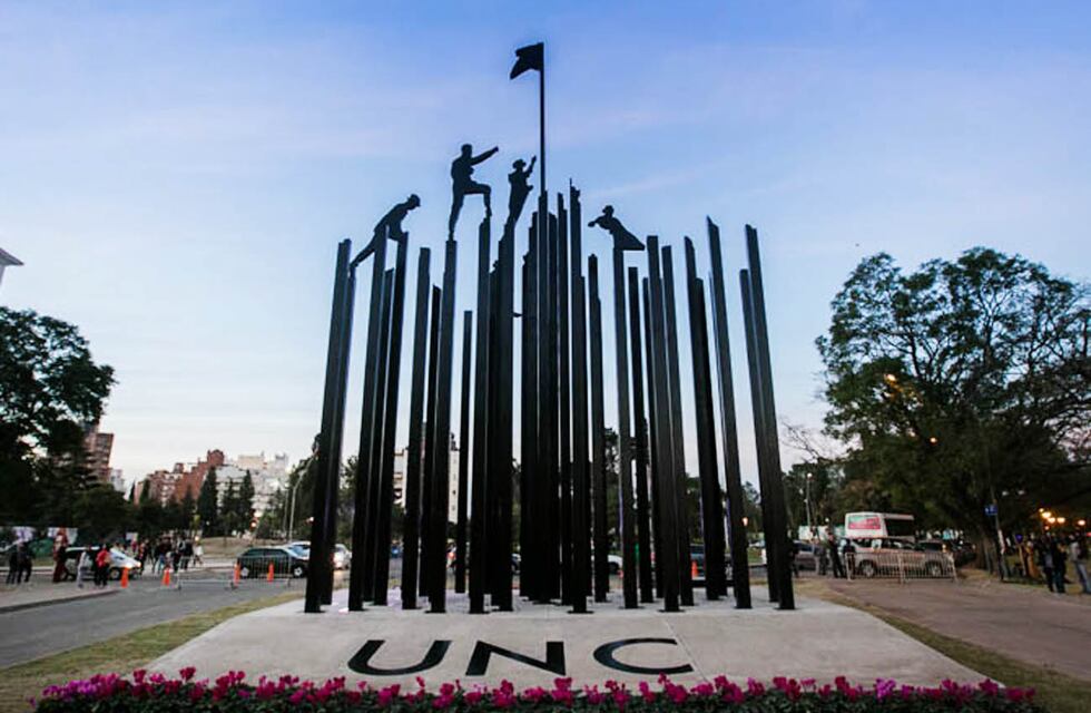 Se conocieron los cinco mejores promedios de la UNC: de qué facultad son y qué nota alcanzaron