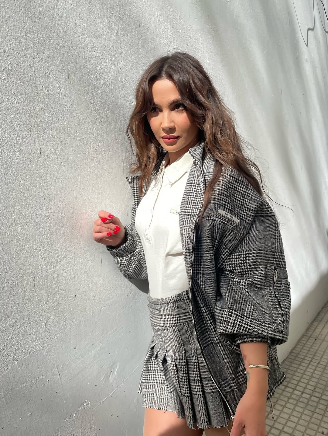 Minifalda y transparencias: Celeste Cid subió la temperatura en Instagram con un look universitario muy sensual